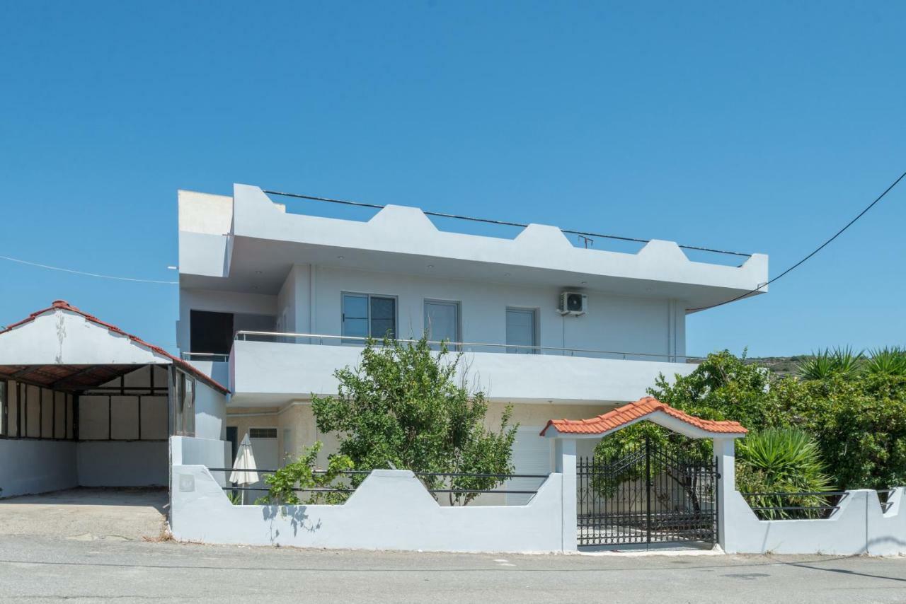 Paulsia Apartments Psinthos Екстериор снимка