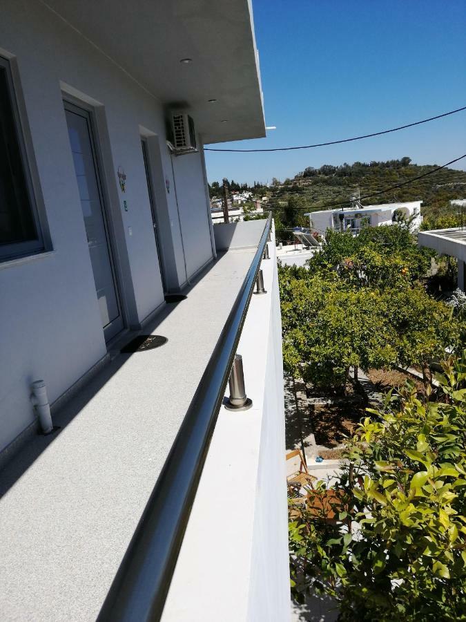 Paulsia Apartments Psinthos Екстериор снимка