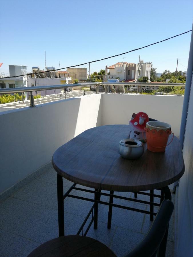Paulsia Apartments Psinthos Екстериор снимка